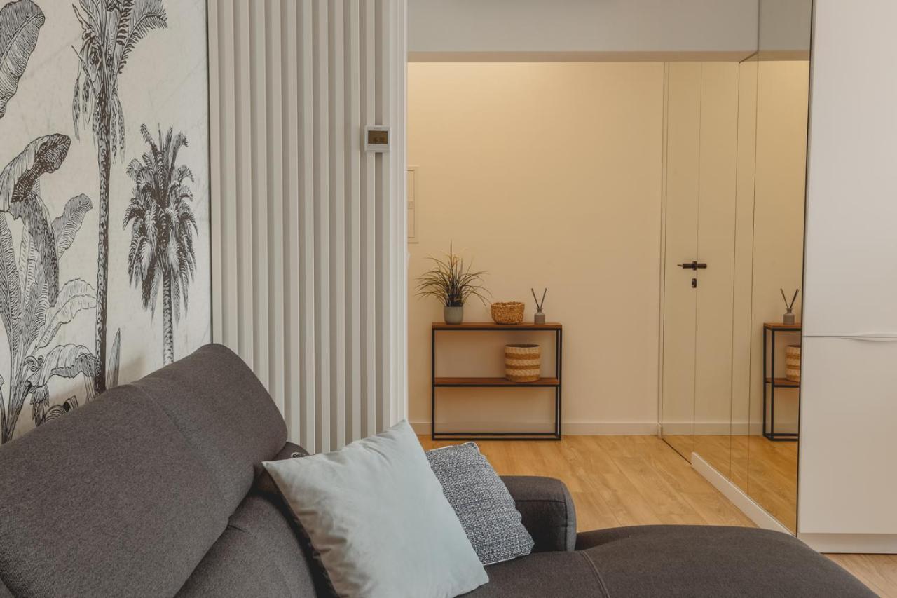 309 Apartment